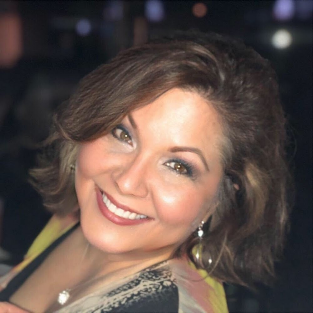 Meet your Posher, Saundra